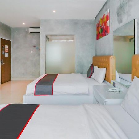 Super Oyo Collection O 31 The Batik Bed And Coffee Bandung Hotel Exterior photo