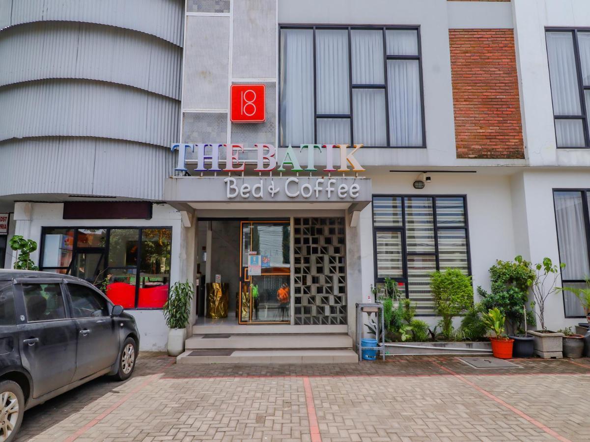 Super Oyo Collection O 31 The Batik Bed And Coffee Bandung Hotel Exterior photo