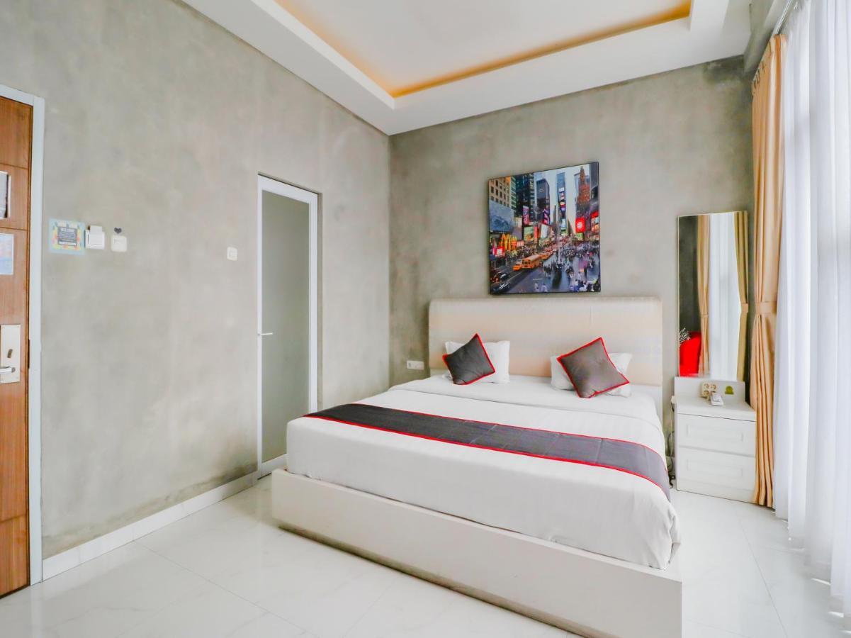 Super Oyo Collection O 31 The Batik Bed And Coffee Bandung Hotel Exterior photo